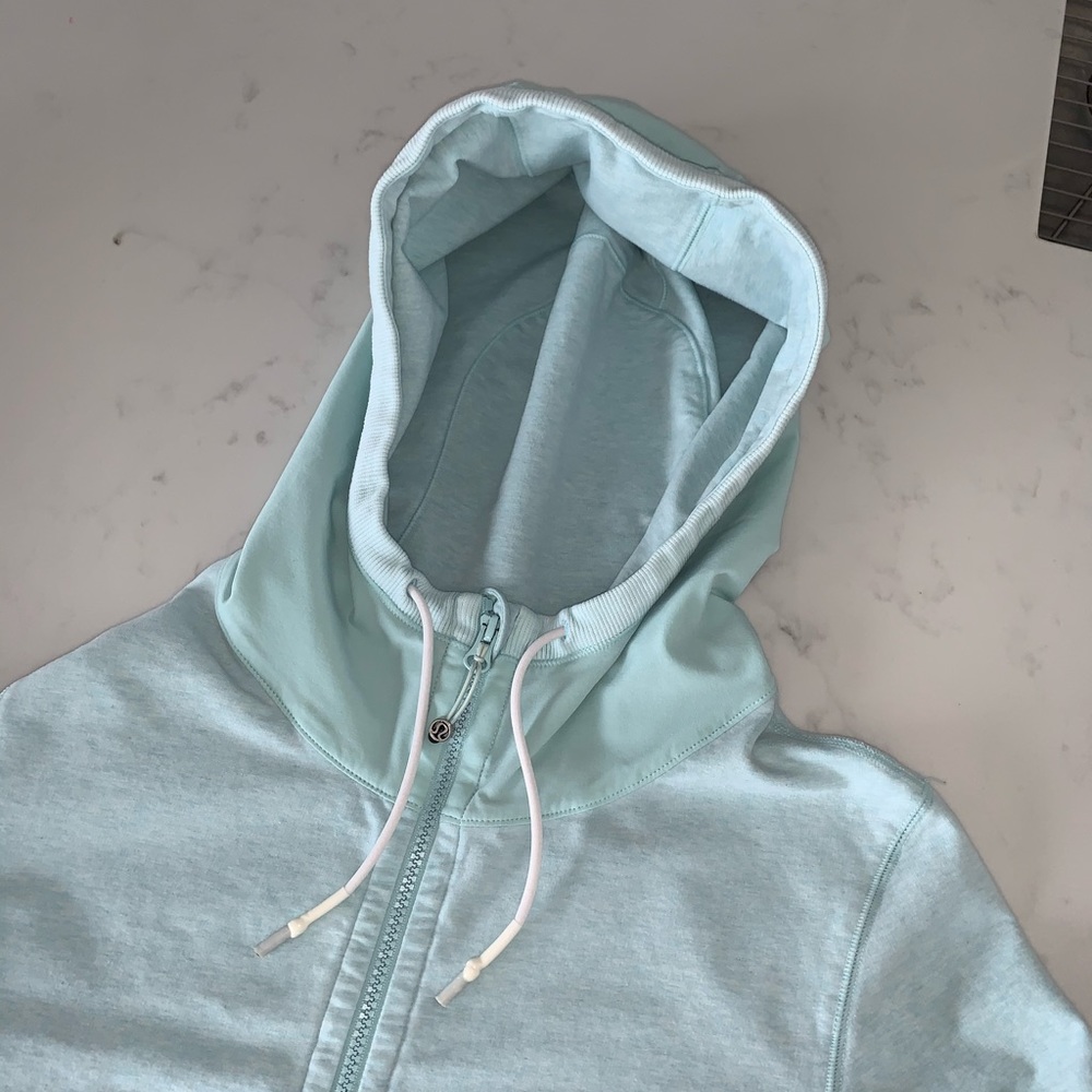 Lululemon Jacket - Picture 2 of 4